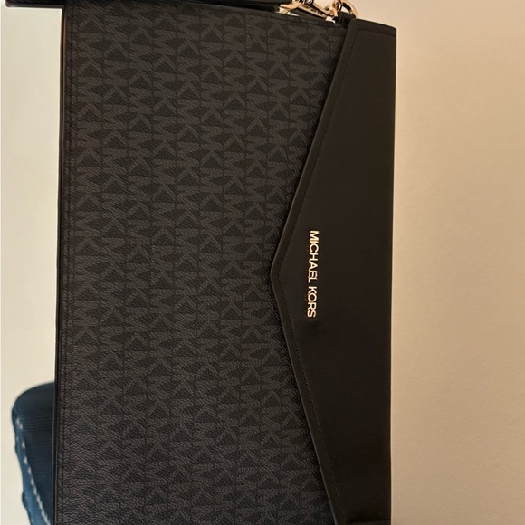 Michael Kors clutch bag - Picture 4 of 7